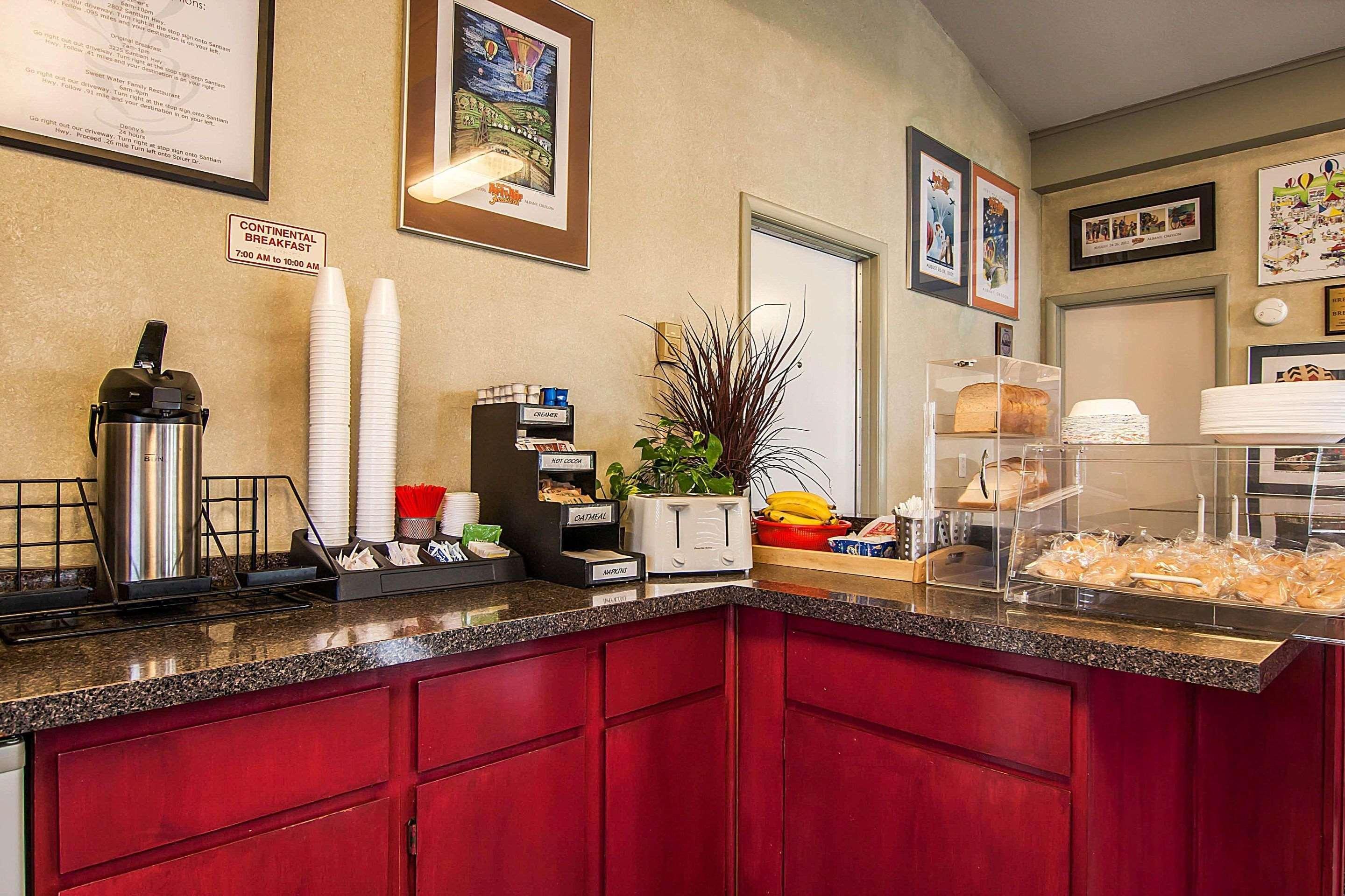 Rodeway Inn Albany Bagian luar foto