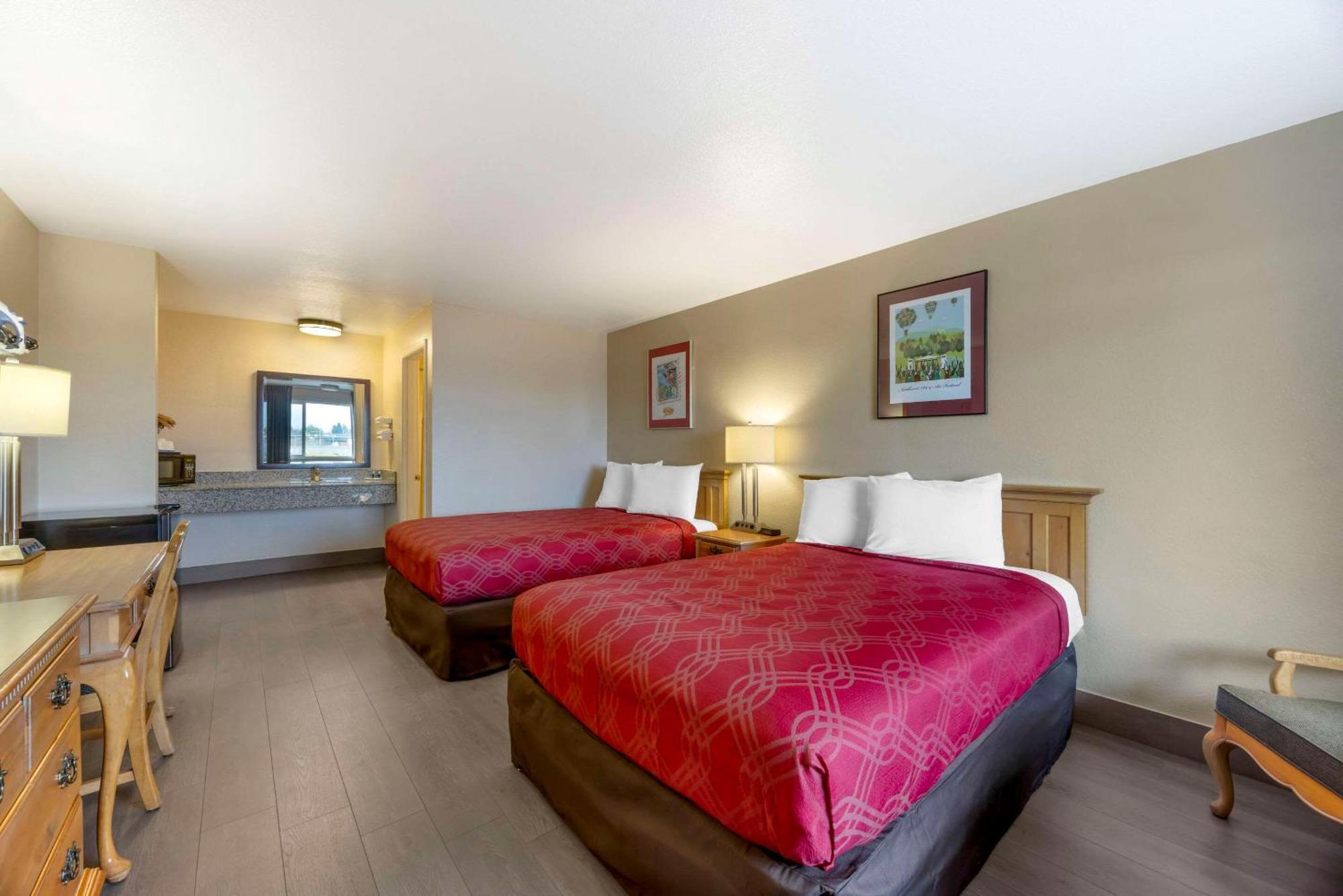 Rodeway Inn Albany Bagian luar foto