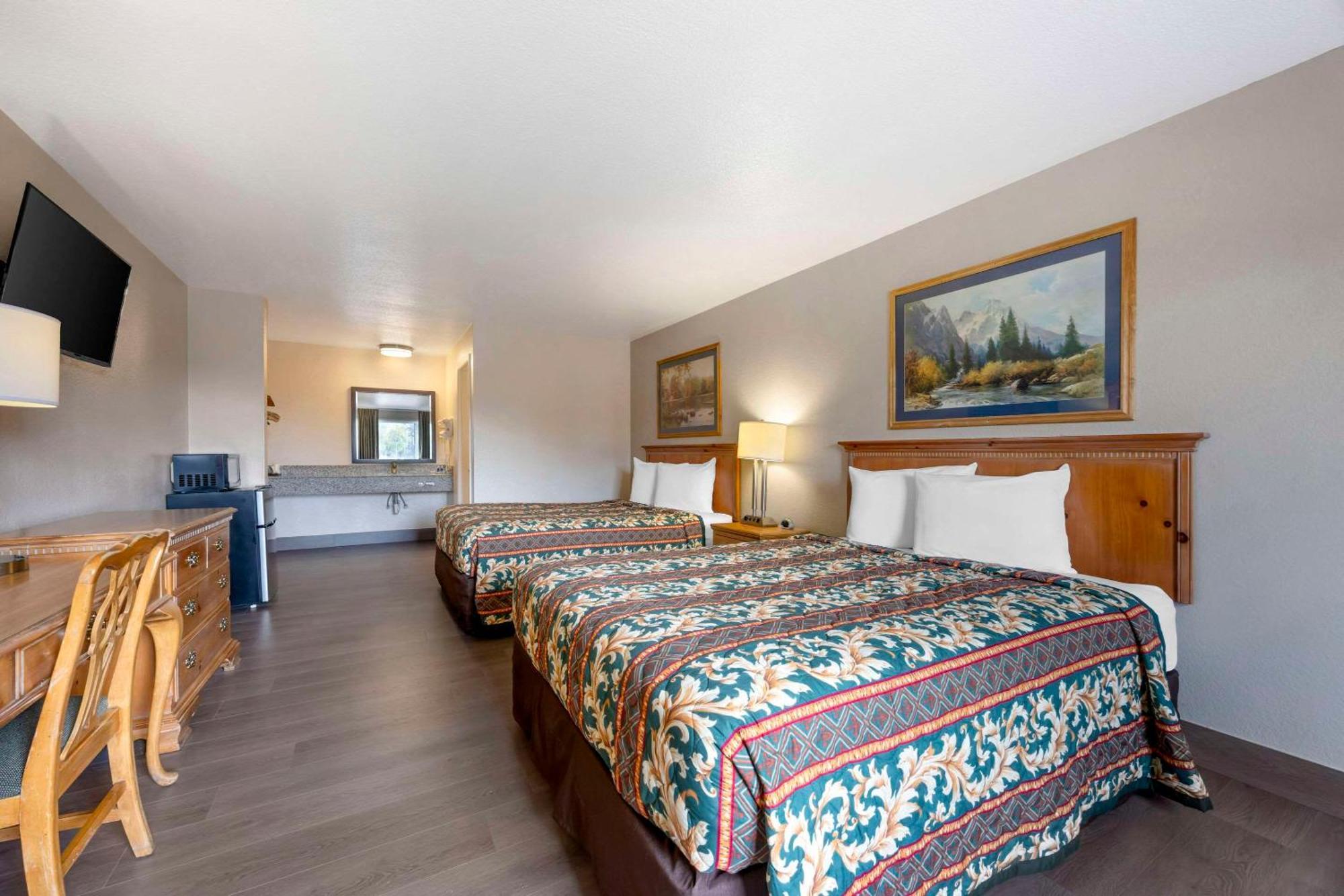 Rodeway Inn Albany Bagian luar foto