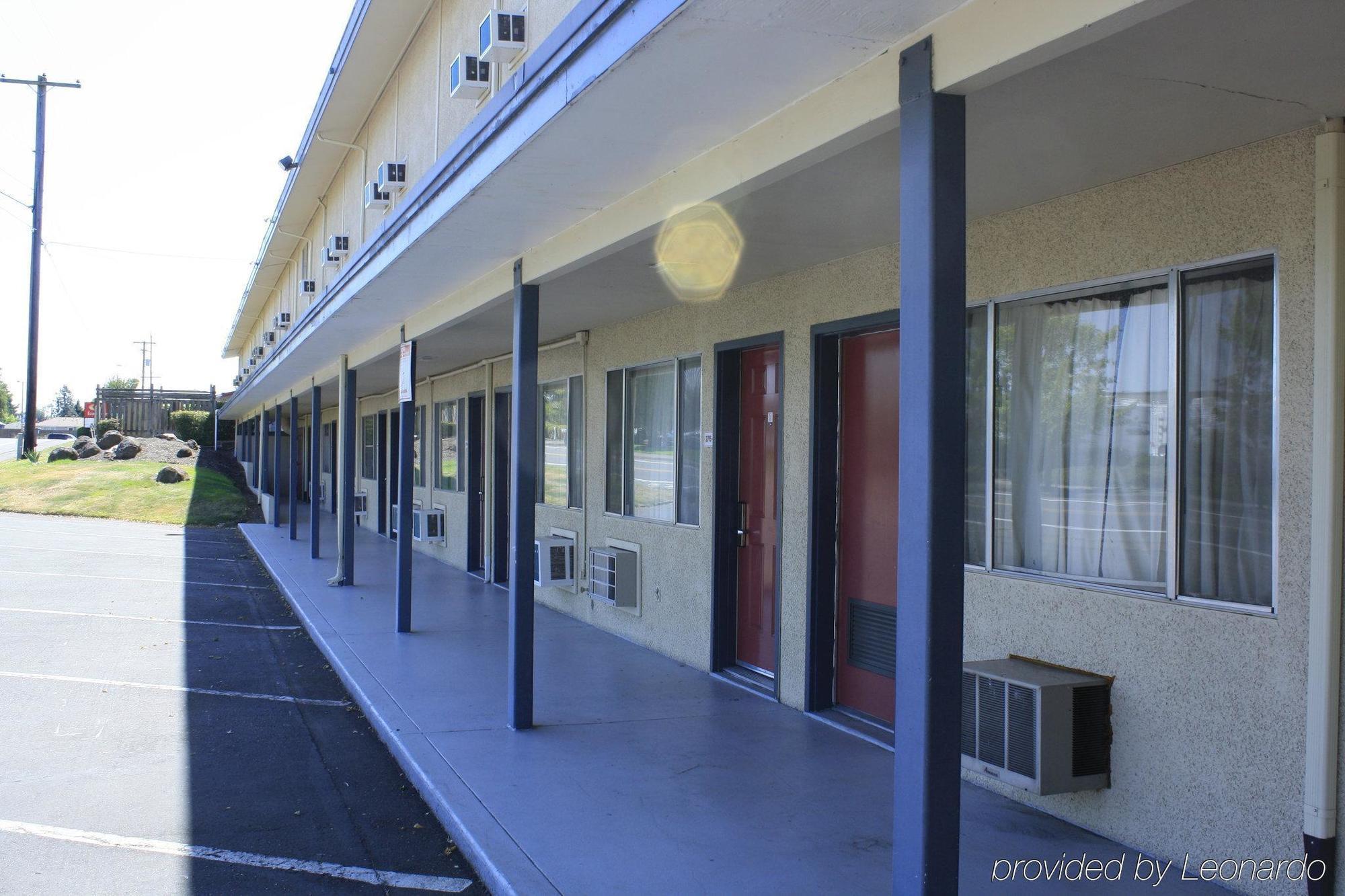 Rodeway Inn Albany Bagian luar foto