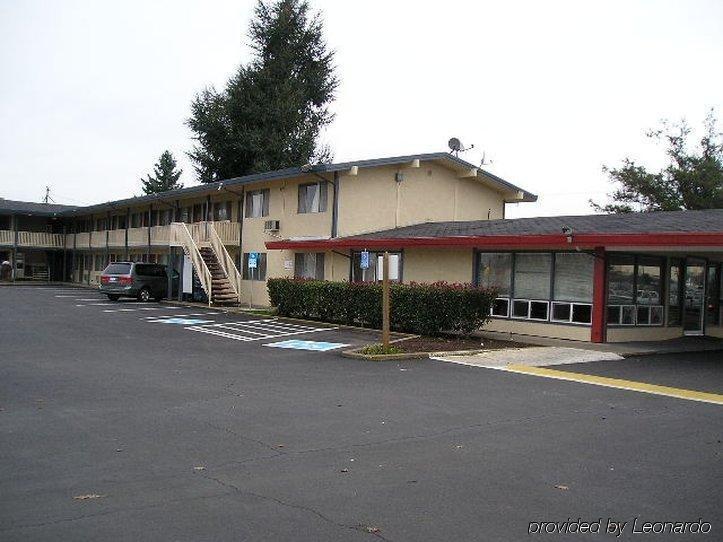 Rodeway Inn Albany Bagian luar foto