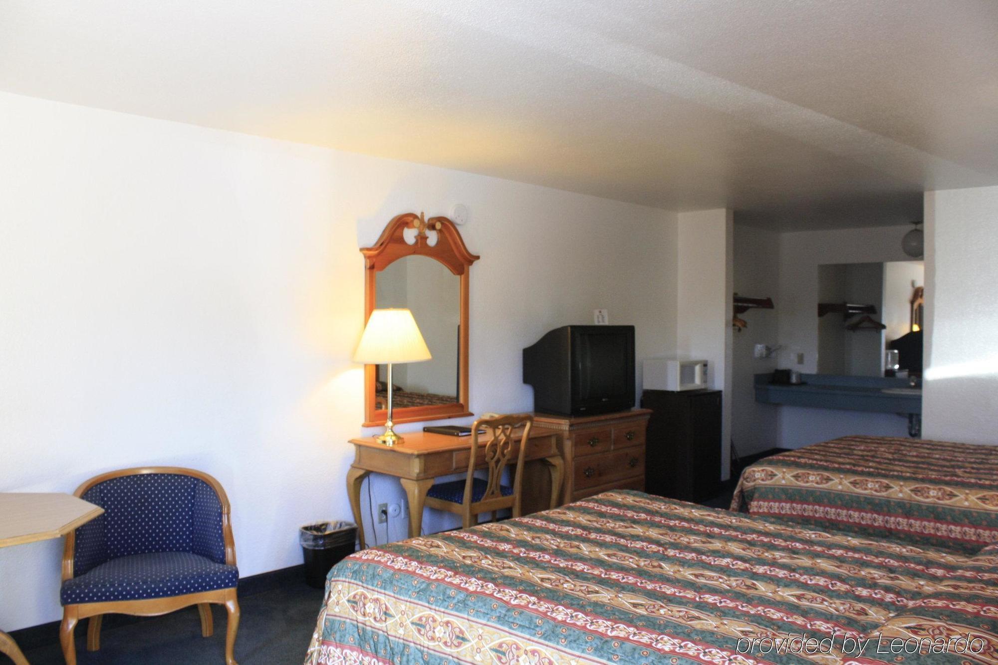 Rodeway Inn Albany Bagian luar foto