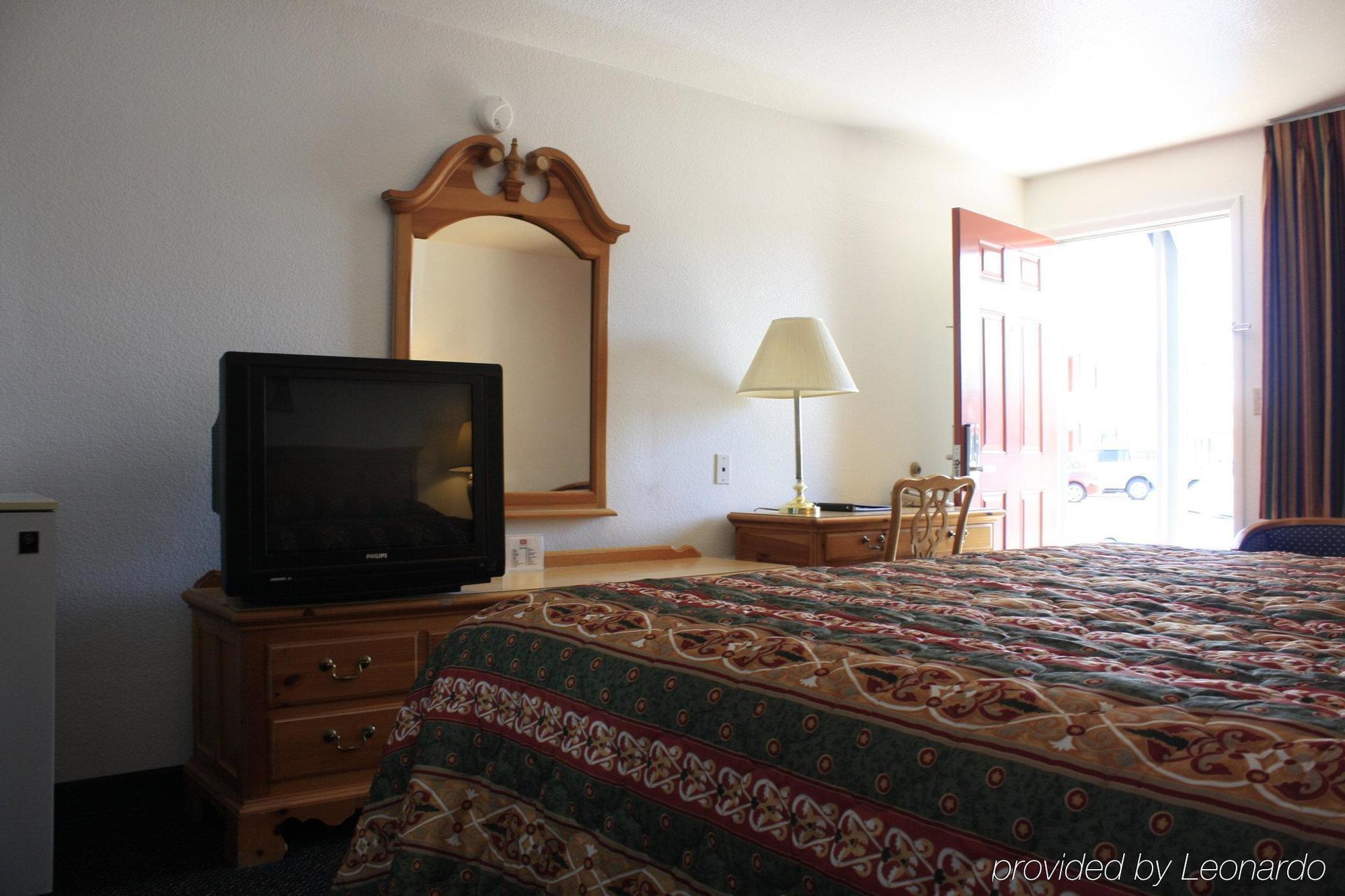 Rodeway Inn Albany Bagian luar foto