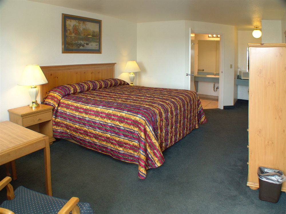 Rodeway Inn Albany Bagian luar foto